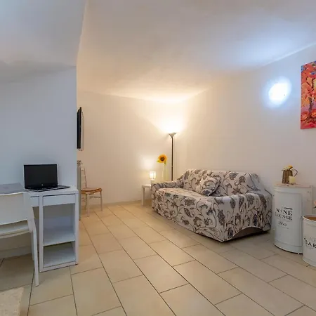 Villino Esse, Libero Su 4 Lati Dependance Nel Cuore Della Versilia Villa Marina di Pietrasanta