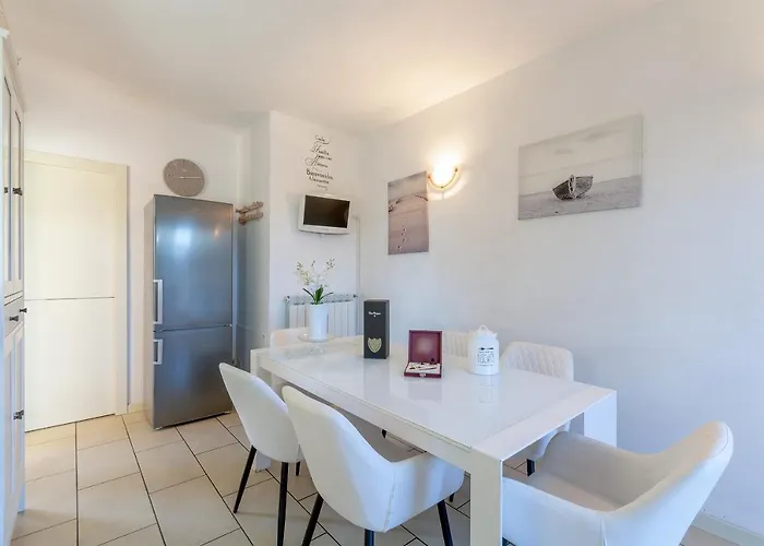 Villino Esse, Libero Su 4 Lati Piu Dependance Nel Cuore Della Versilia ヴィラ *