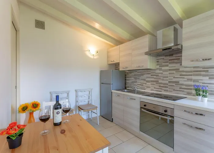 Villino Esse, Libero Su 4 Lati Piu Dependance Nel Cuore Della Versilia *